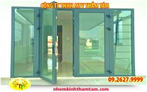cua-di-mo-quay-nhom-xingfa-tai-gia-lai